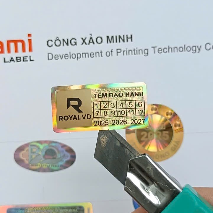 vuông-18k-bảo hành-tĩnh